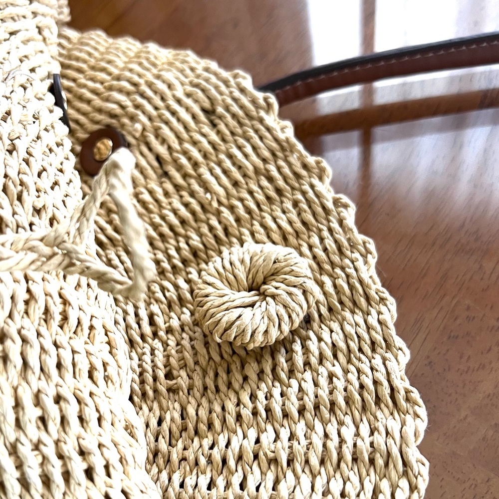 Round Raffia Shoulder Bag Women’s Good Condition - Picture 8 of 11